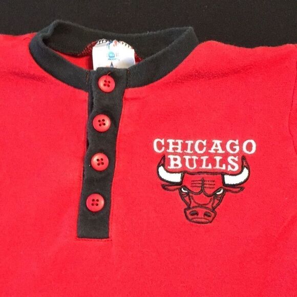 NBA Size 6/9 Month Chicago Bulls Onesie - Picture 2 of 7